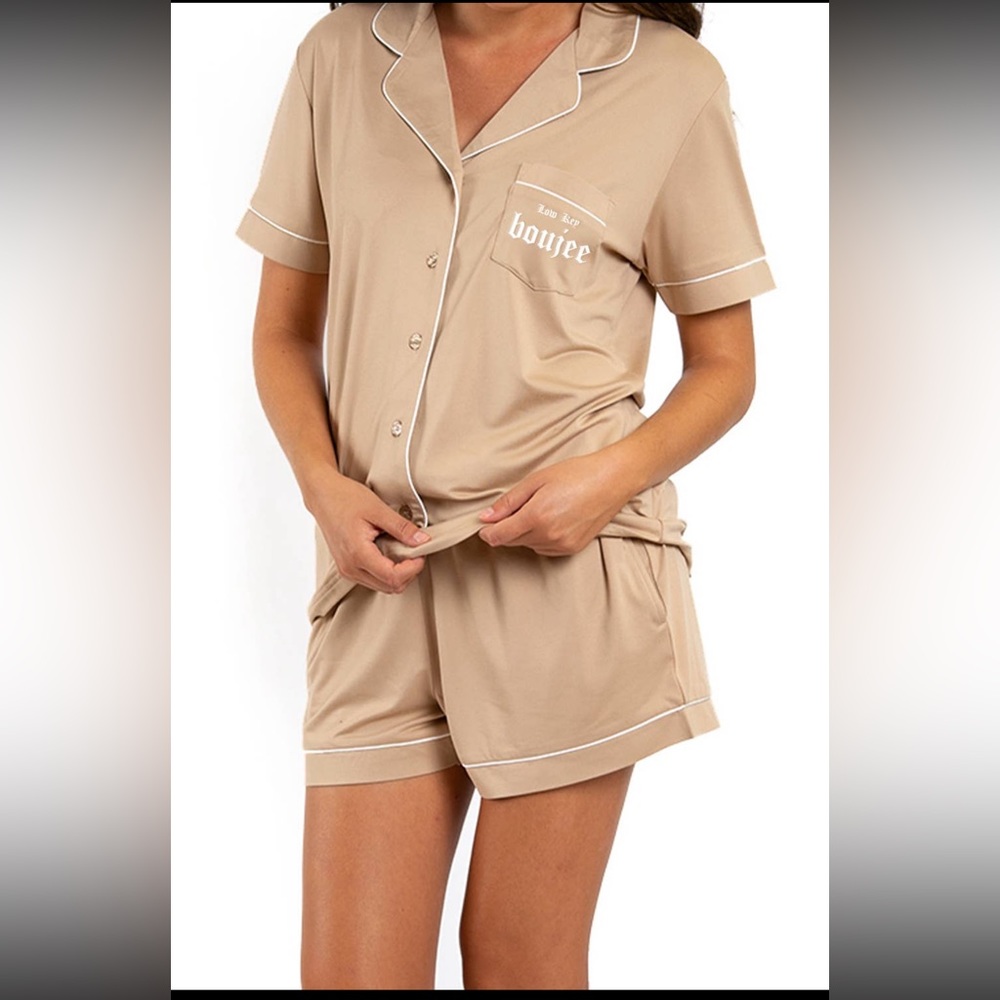 PJ SHORT SET - Low Key Boujee (Taupe)
